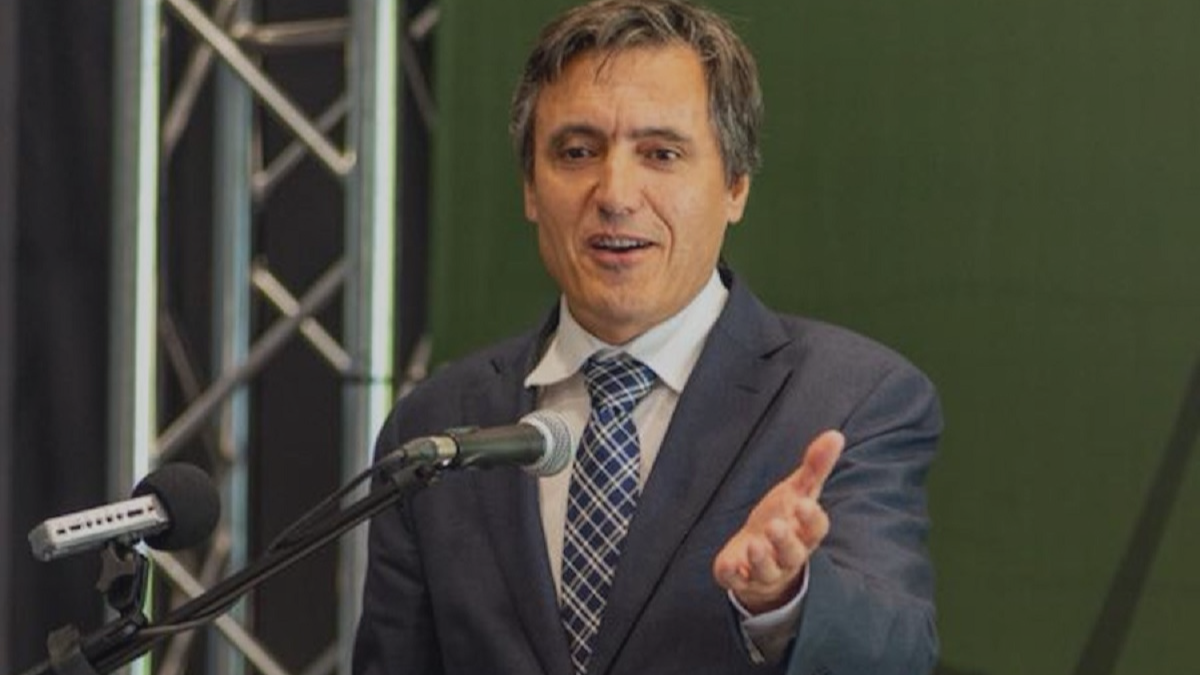 Vítor Paulo Pereira Re-elected as President of PS District 