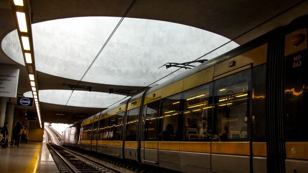 Porto Metro Stations For Homeless